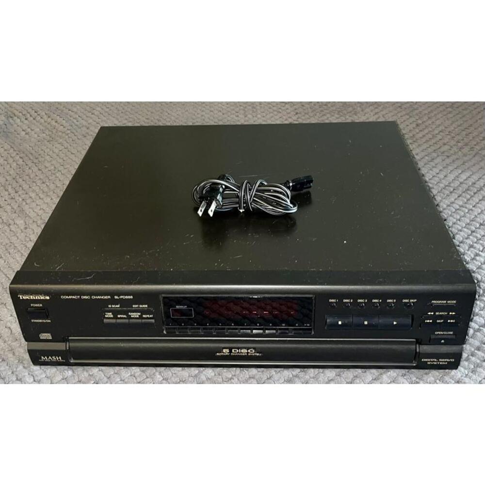 Vintage TECHNICS SL-PD888 - CD Compact Disc Changer (5-Disc) - Works